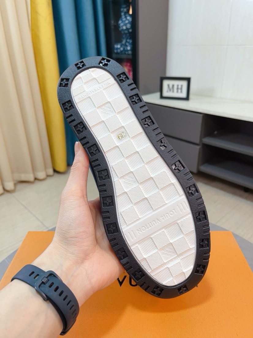 Louis Vuitton Patterned Panel Low-Top Sneakers