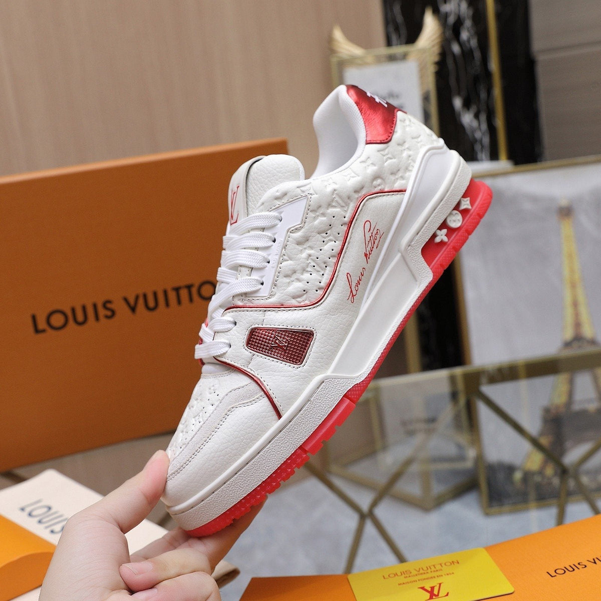 Louis Vuitton Low-Top Lace Sneakers